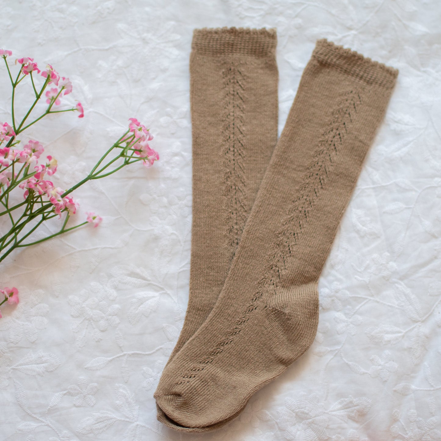 LATTICE KNEE HIGH SOCKS | BEIGE