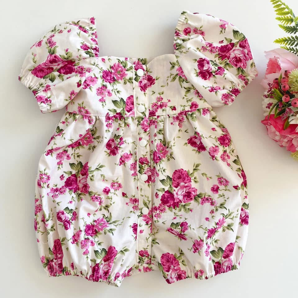 Sweetheart bodice with shorts bottom
