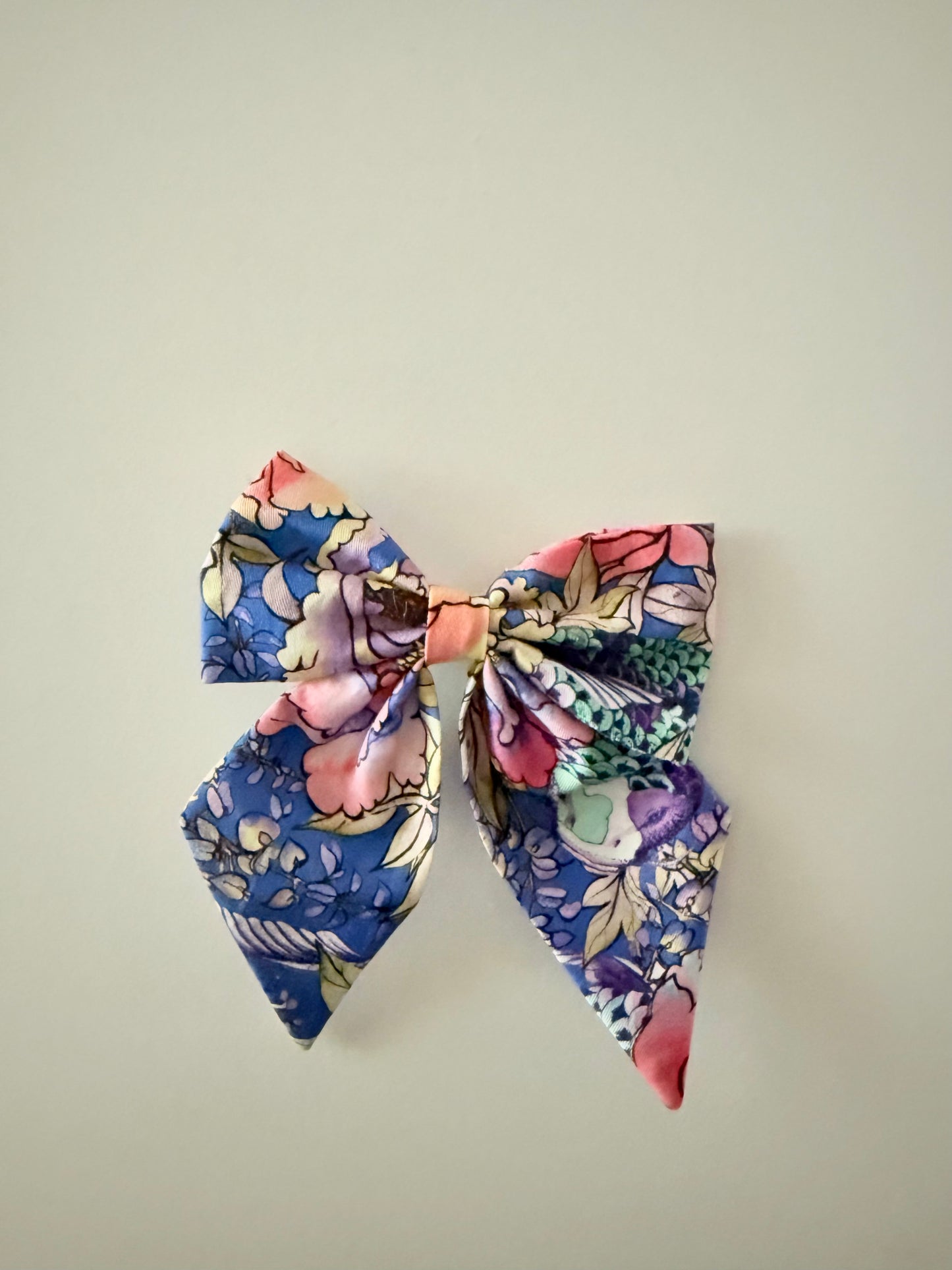 SAILOR BOW | KOI