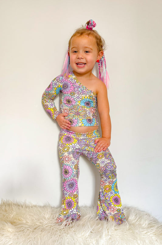 FLARES | AINSLEY
