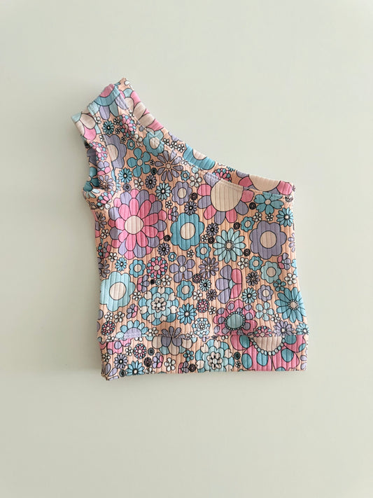 ONE SHOULDER TOP | APRIL