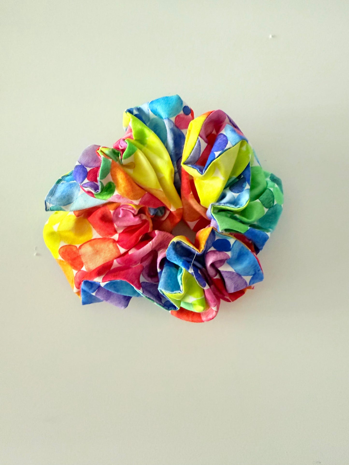 SCRUNCHIE | RAINBOW SPOTS