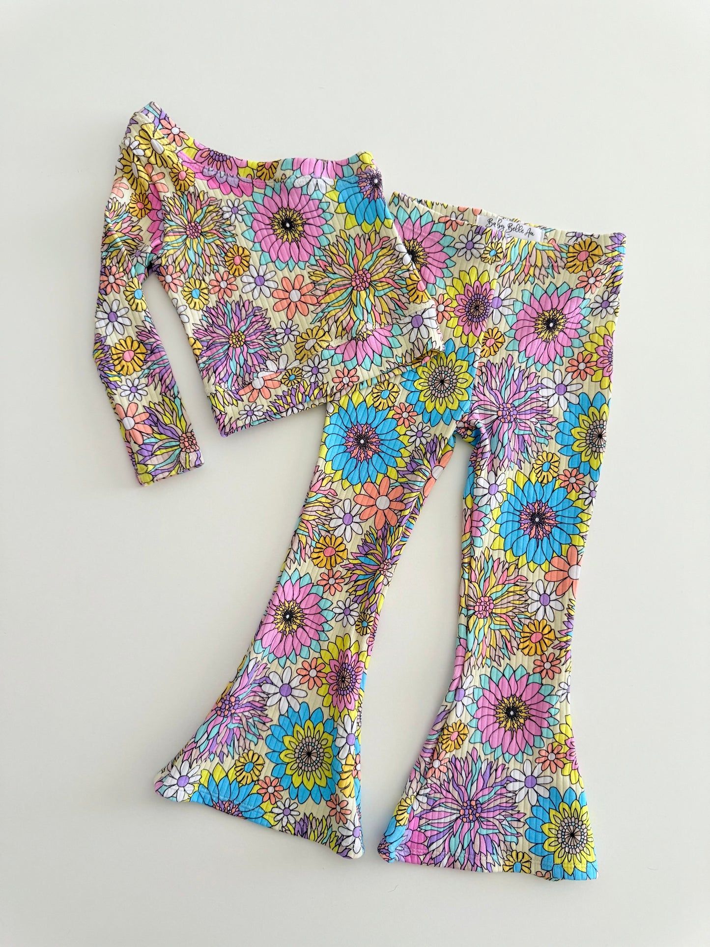 FLARES | AINSLEY