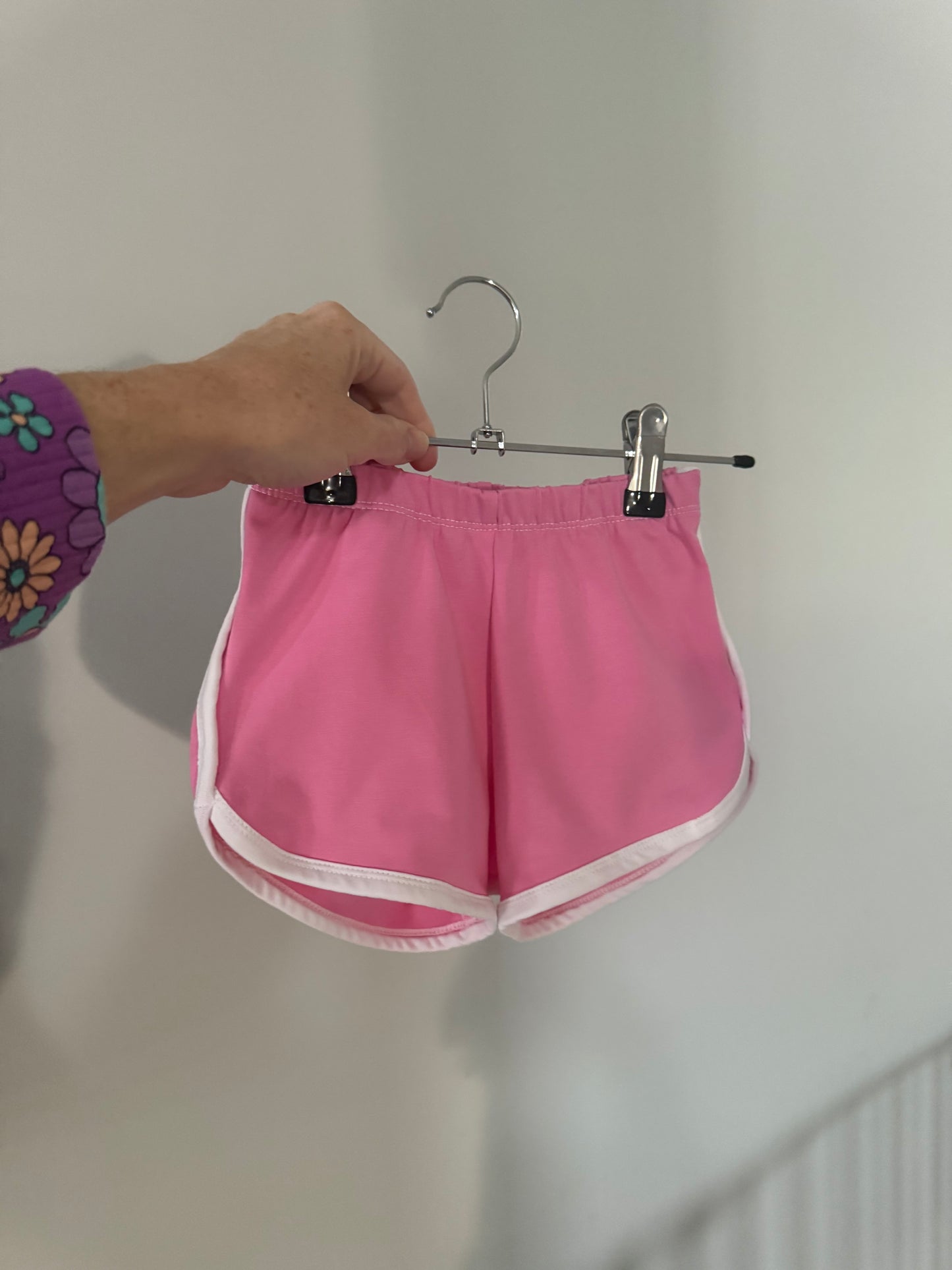 RETRO COZY SHORTS | STRAWBERRY