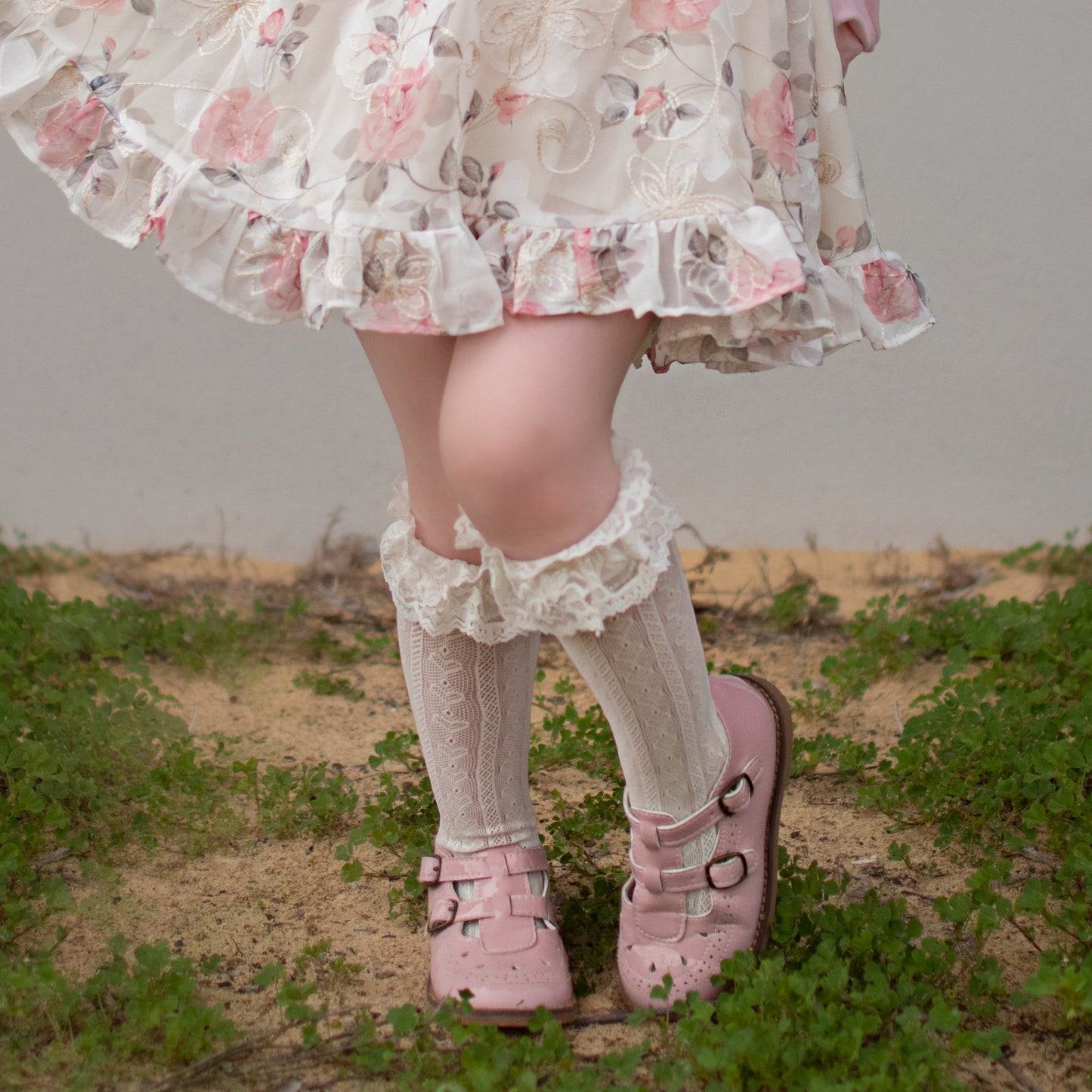 VINTAGE SWEETHEART SOCKS | WHITE