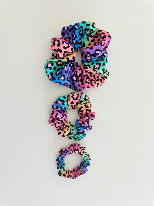 SCRUNCHIE | RAINBOW LEOPARD