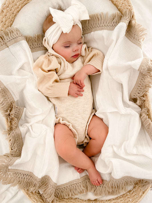 FRINGE SWADDLE | OAT