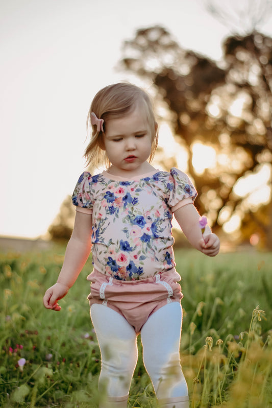Bubble sleeved top with contrast bands